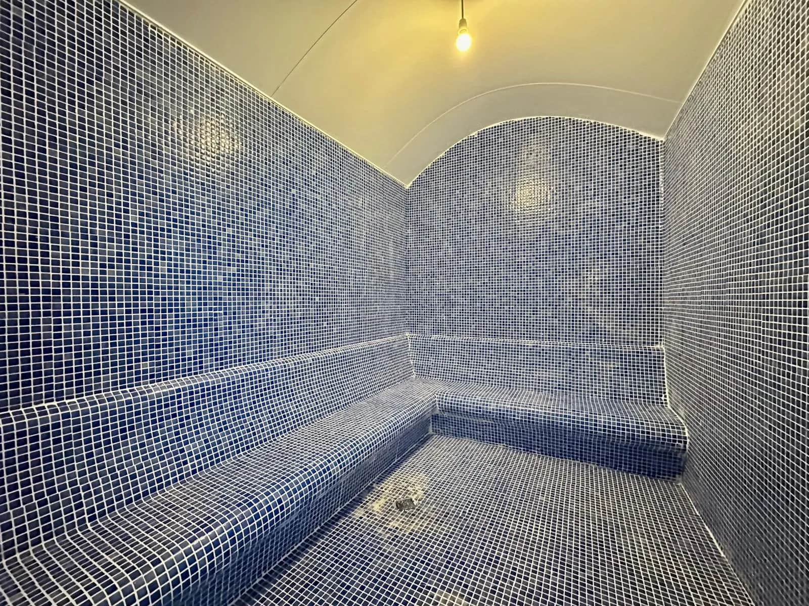 Main property image