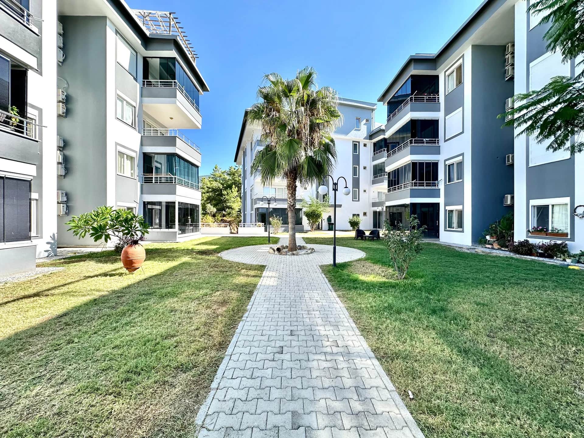Main property image