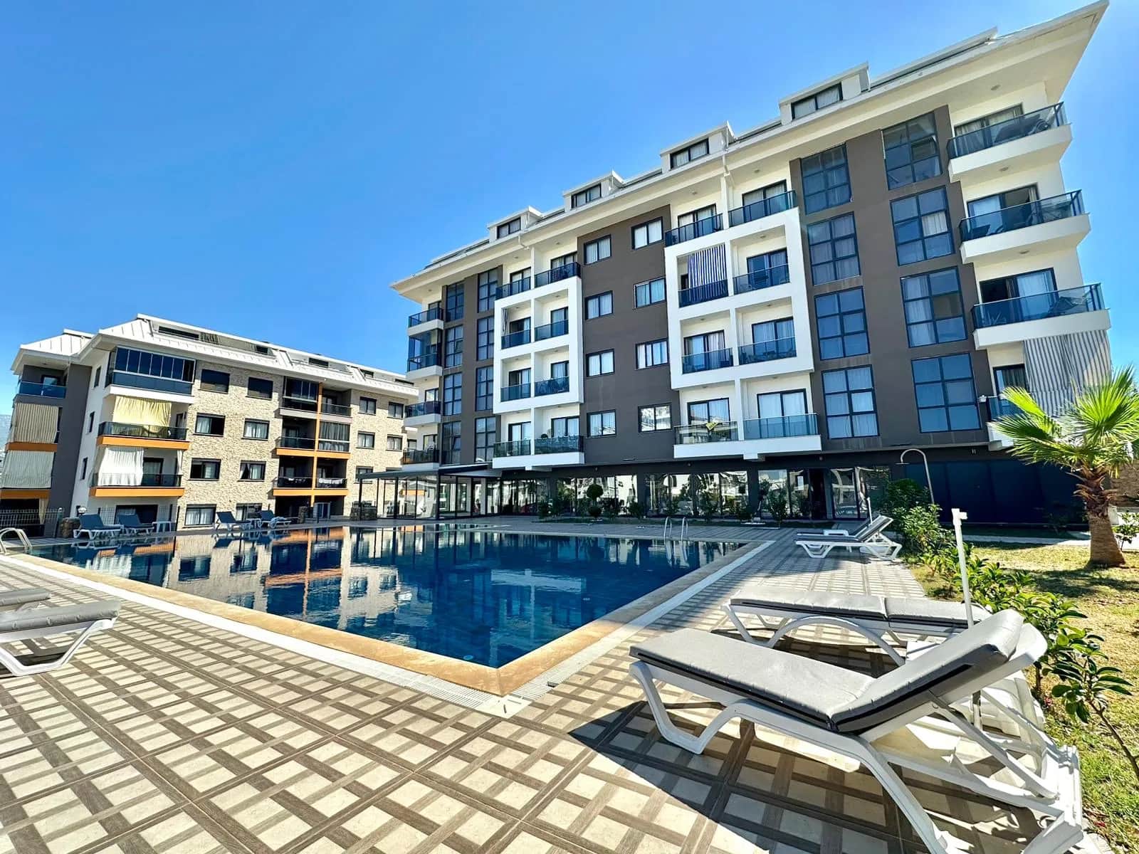 Main property image