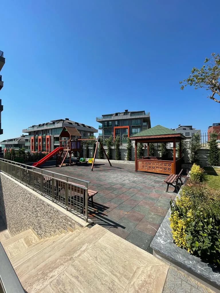 Modern Living in Beylikdüzü, Istanbul image 3