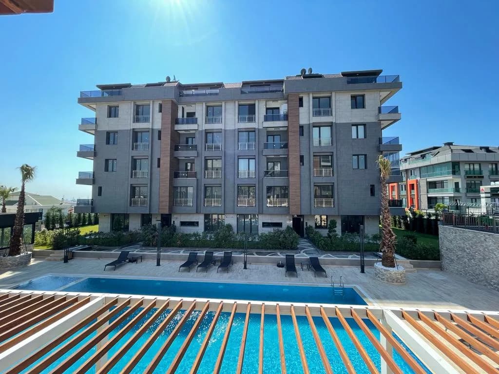 Modern Living in Beylikdüzü, Istanbul