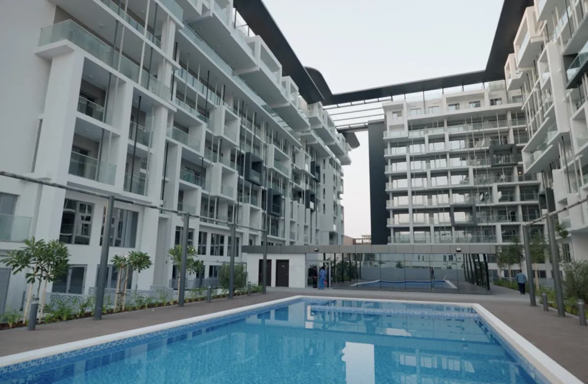 Ultra-Luxury Villas in Masdar City, Abu Dhabi by Reportage Properties