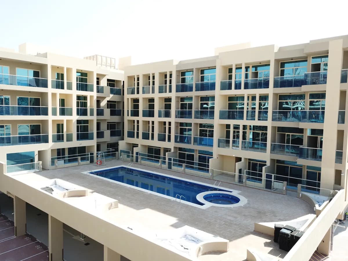 Ultra-Luxury Apartments in Dubailand by Samana Developers image 2