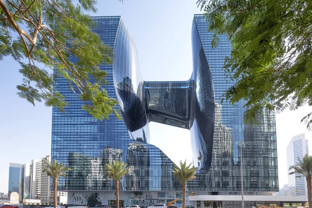 Mixed-Use Residences + Offices in Business Bay, Dubai by Omniyat (Zaha Hadid)