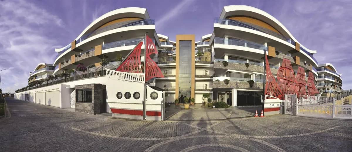 Main property image